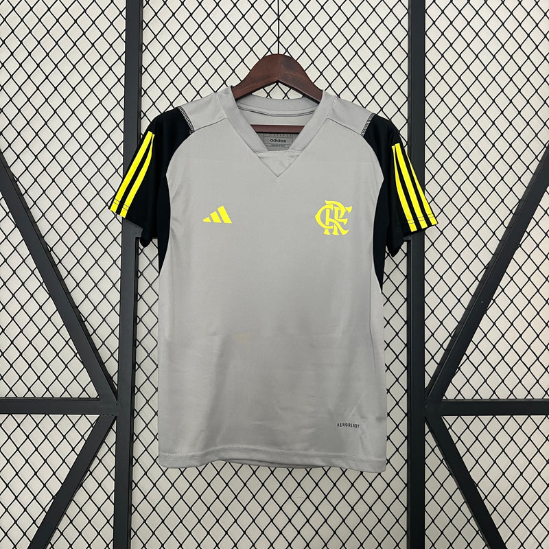 Camisa Flamengo Treino 24/25 - Modelo Feminino